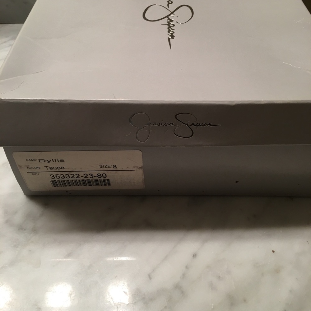 Beautiful Jessica Simpson platform bootie - Picture 5 of 5
